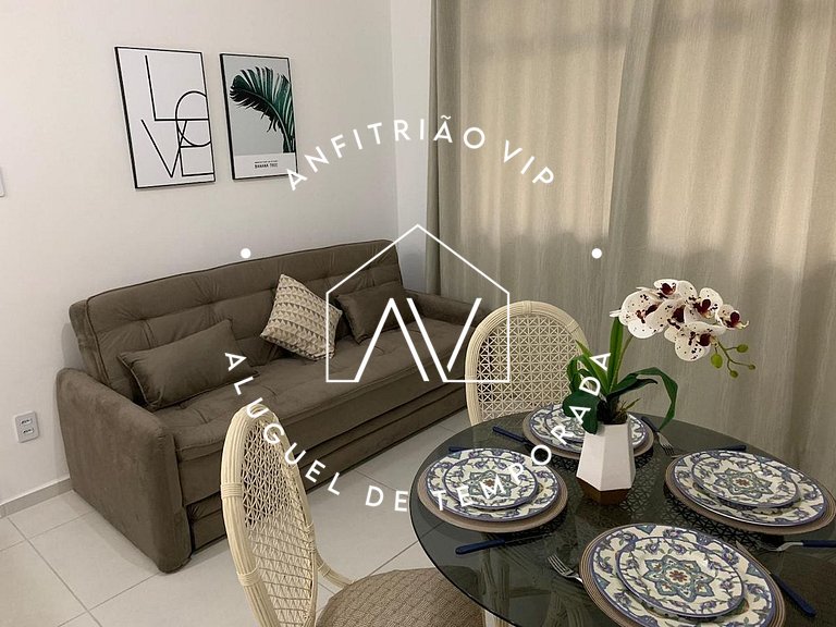 Apto na Av Brasil frente ao shopping,4min da praia