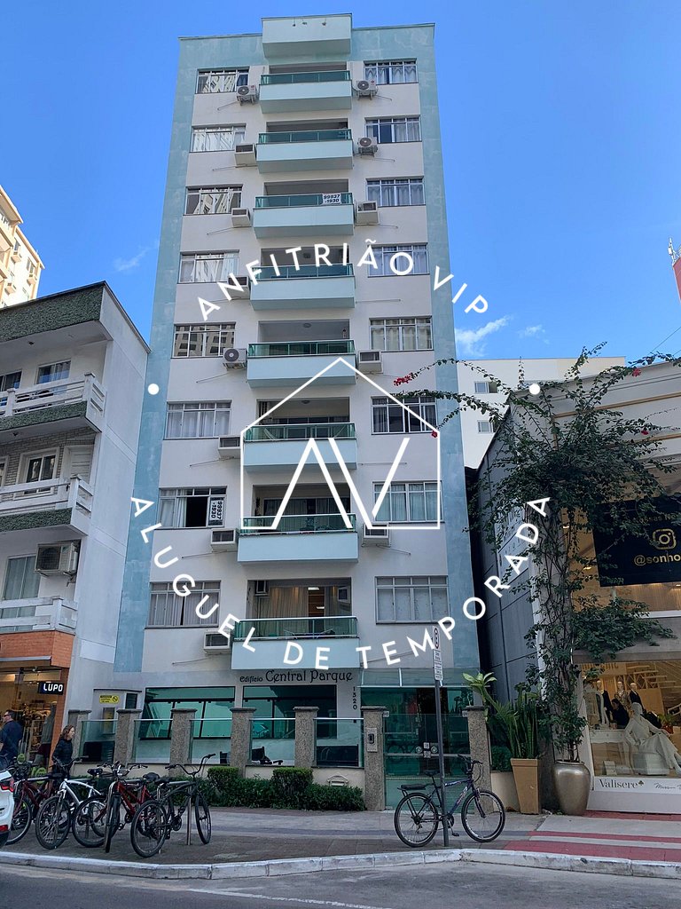 Apto quadra mar, 4 min da praia