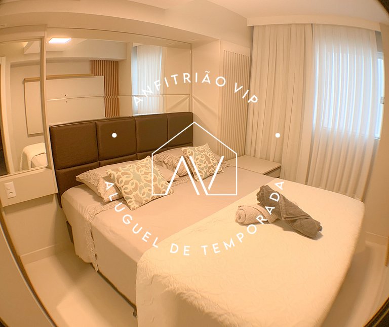 Lindo e espaçoso apartamento frente mar