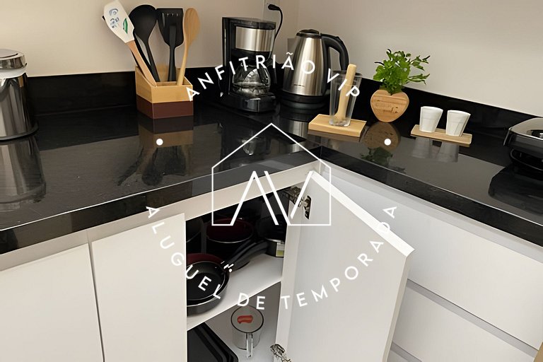 Apto beira-mar no coração de BC