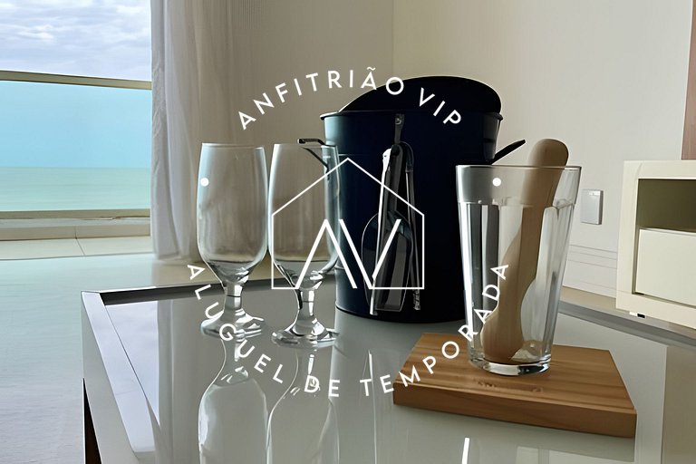 Apto beira-mar no coração de BC