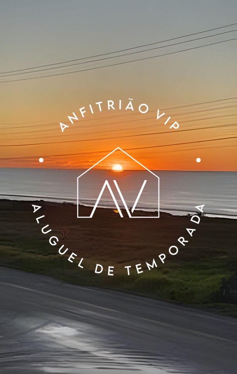 Linda casa reformada frente ao mar com 3 suítes