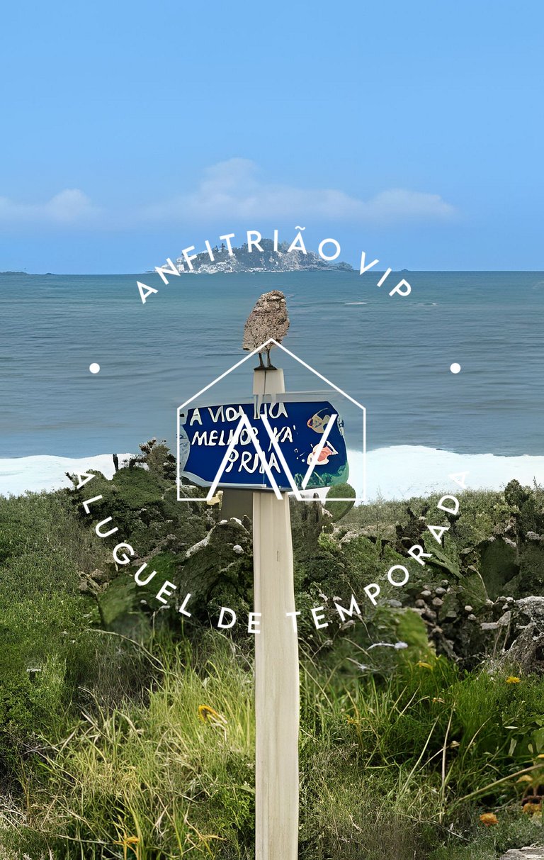 Linda casa reformada frente ao mar com 3 suítes