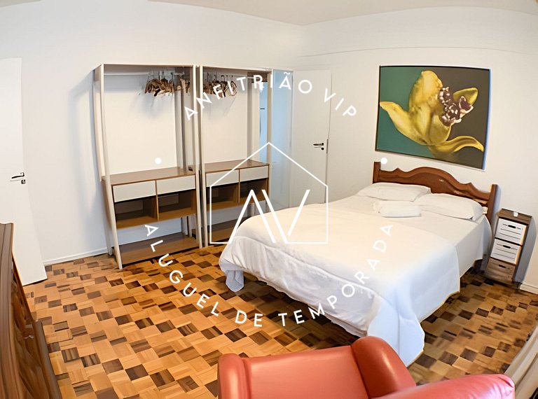 Linda vista mar, espaçoso, com garagem