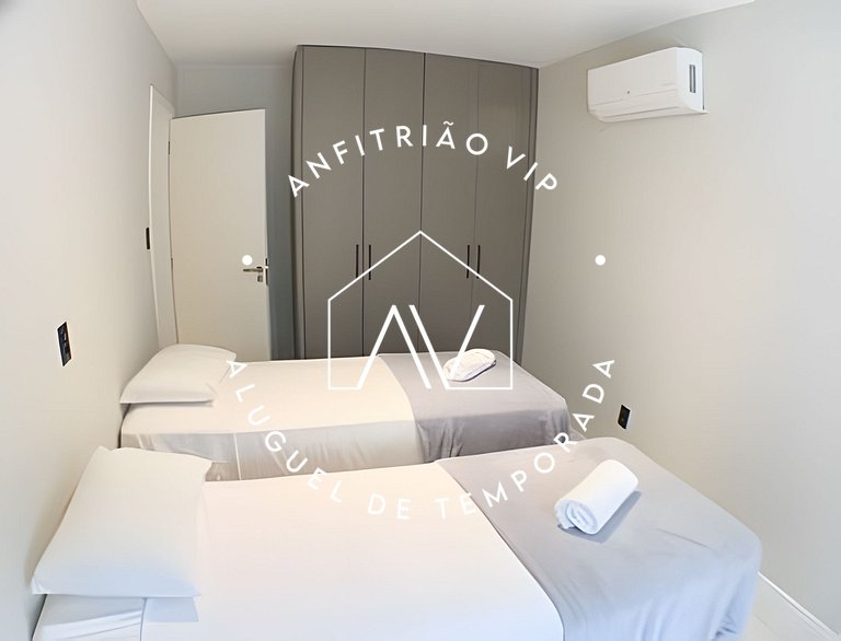 4 quartos e churrasqueira na Beira Mar