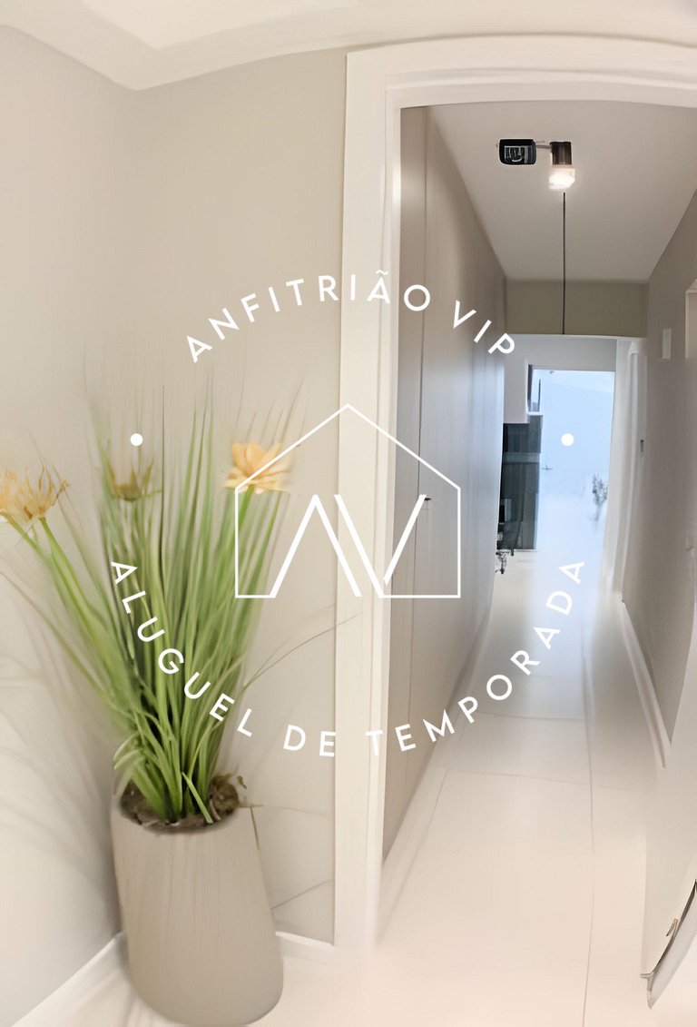 4 quartos e churrasqueira na Beira Mar