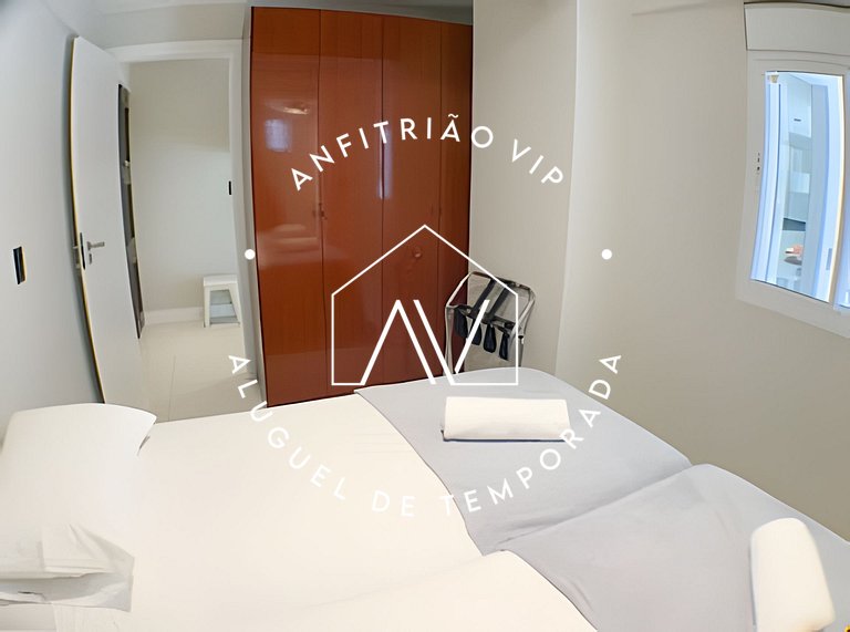 4 quartos e churrasqueira na Beira Mar