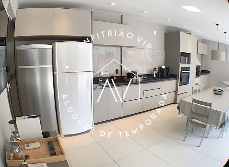 4 quartos e churrasqueira na Beira Mar